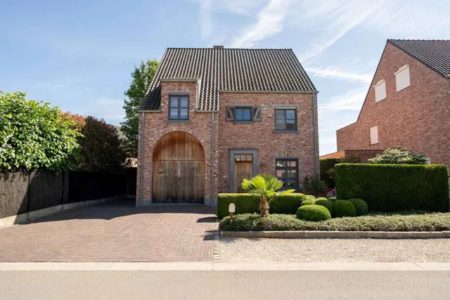 Villa à vendre à Itegem – 1/10