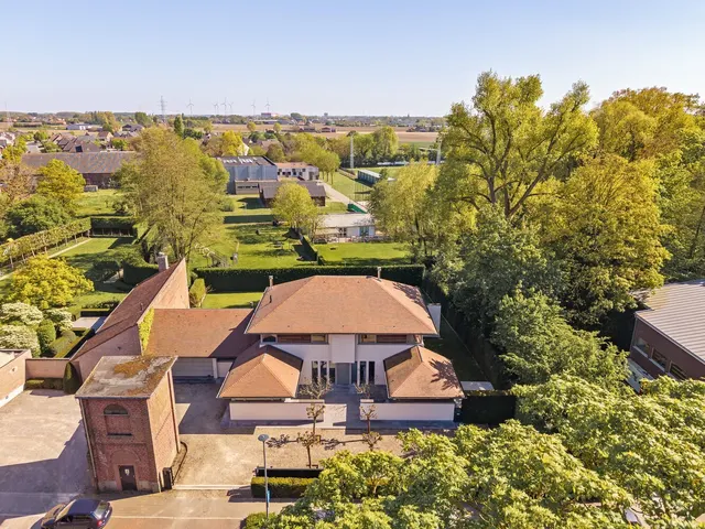 Villa à vendre à Roeselare – 1/10