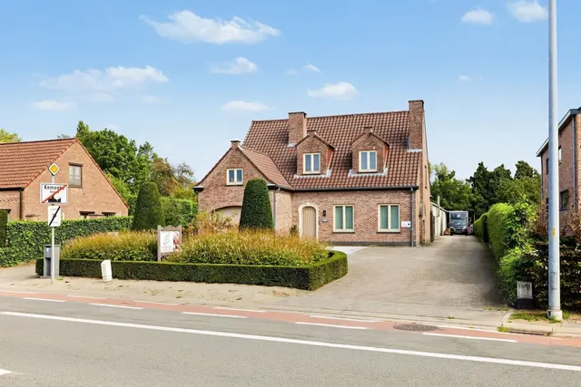 Huis te koop in Stekene – 1/10