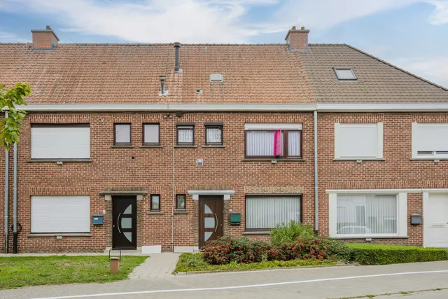 Woning te koop in Harelbeke – 1/10
