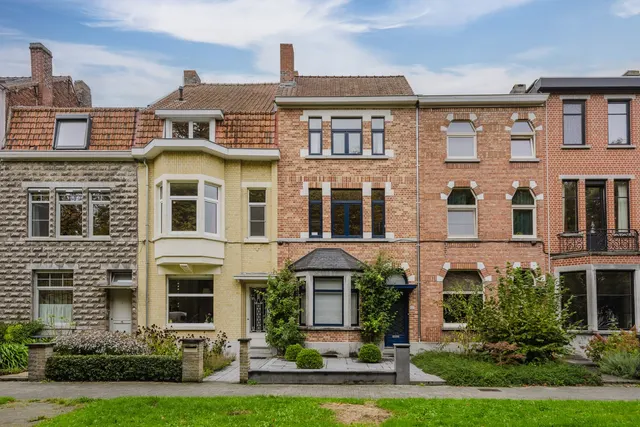 Rijwoning te koop in Kortrijk – 1/10