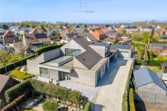 Villa à vendre à Sijsele – 1/10