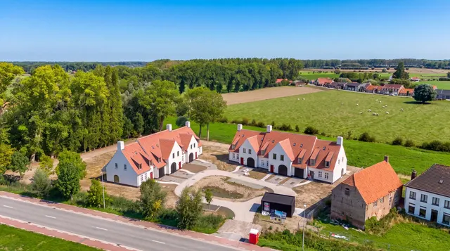 Huis à vendre à Lapscheure – 1/7