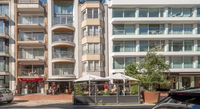 Appartement te koop in Knokke Zoute – 1/10