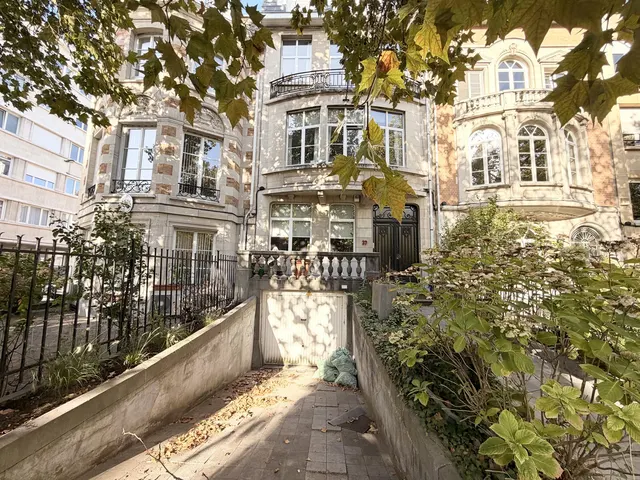Appartement te huur in Etterbeek – 1/10