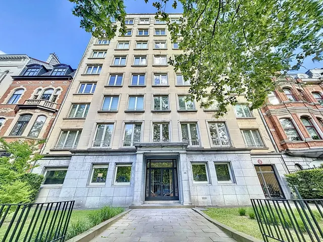 Appartement te huur in Etterbeek – 1/10