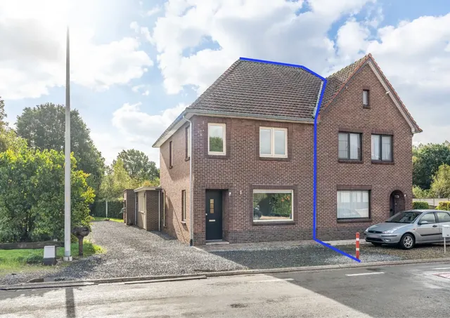 Huis te koop in Neeroeteren – 1/10