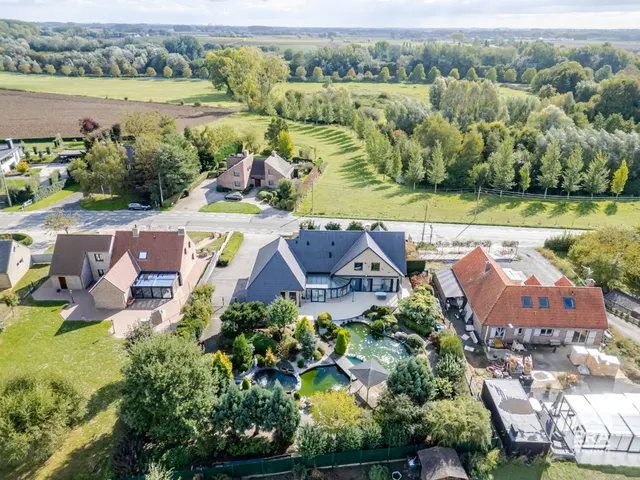 Huis te koop in Comines-Warneton – 1/10