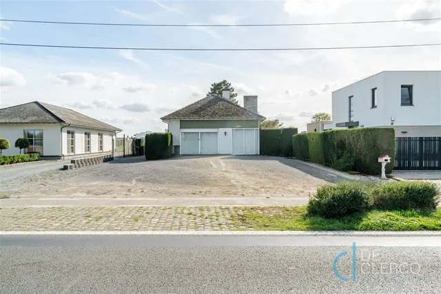 Huis te koop in Kalken – 1/10