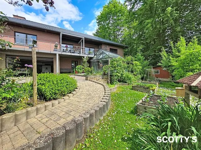 Villa te koop in Beersel – 1/10