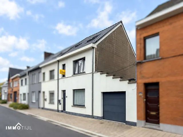 Huis te koop in Denderleeuw – 1/10