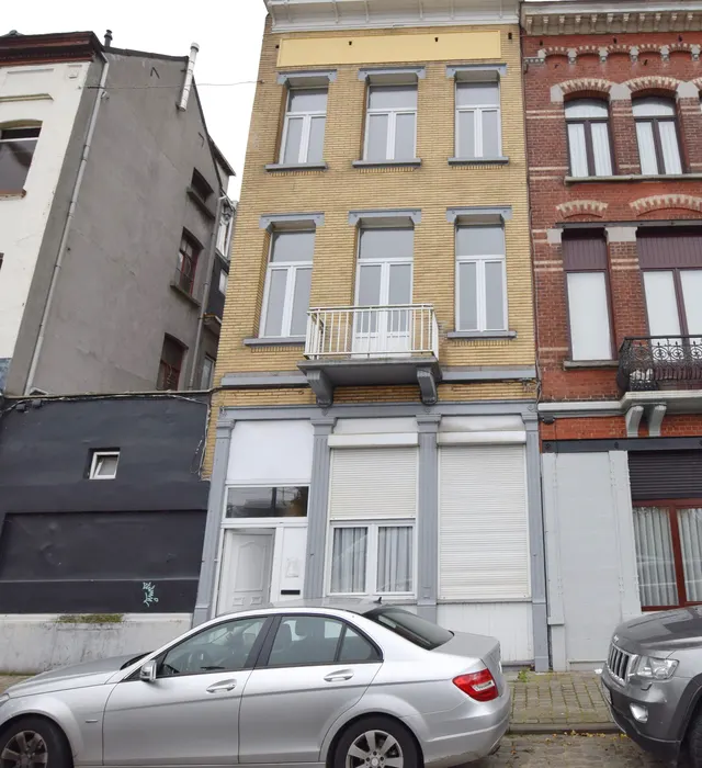 House for sale in Schaerbeek – 1/10