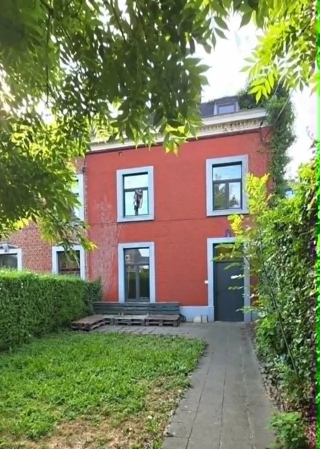 Huis te koop in Jambes – 1/10