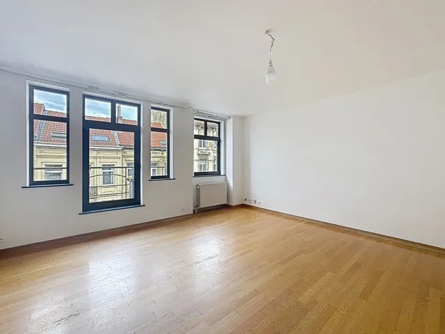 Appartement à louer à Ixelles – 1/10