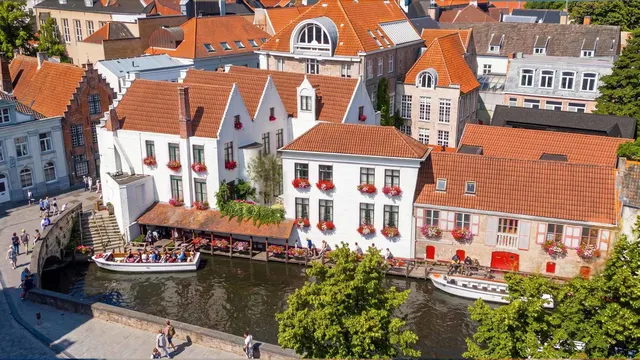 Dakappartement te koop in Brugge – 1/6