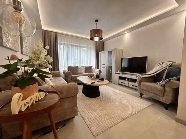Maison à vendre à Charleroi – 1/10