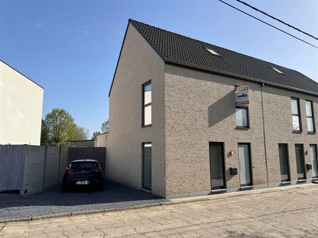 Huis for rent in Wetteren – 1/10