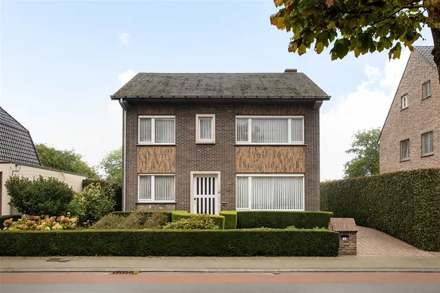 Huis te koop in Aalter – 1/10