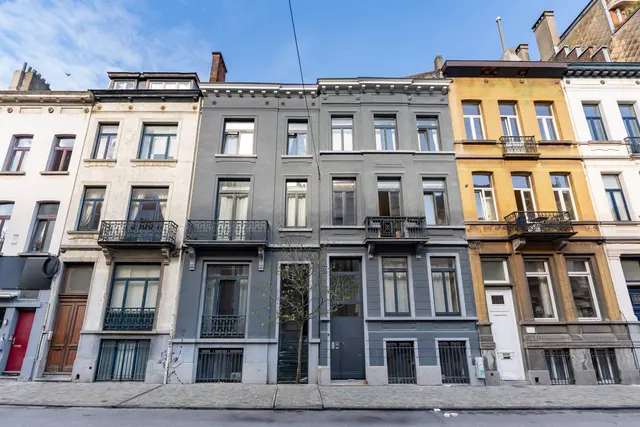 Appartement te koop in Saint-Gilles – 1/10