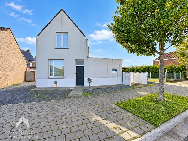 Huis te koop in Hulste – 1/10