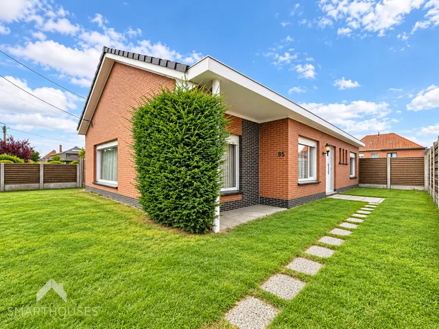 Huis te koop in Harelbeke – 1/10