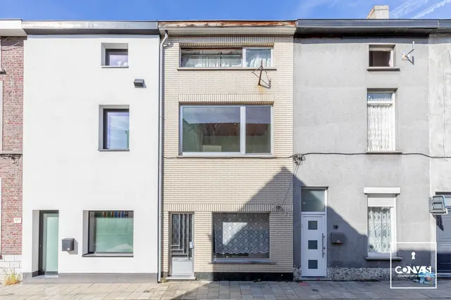 Huis à vendre à Sint-Amandsberg – 1/10