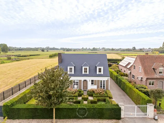 Woning te koop in Zele – 1/10