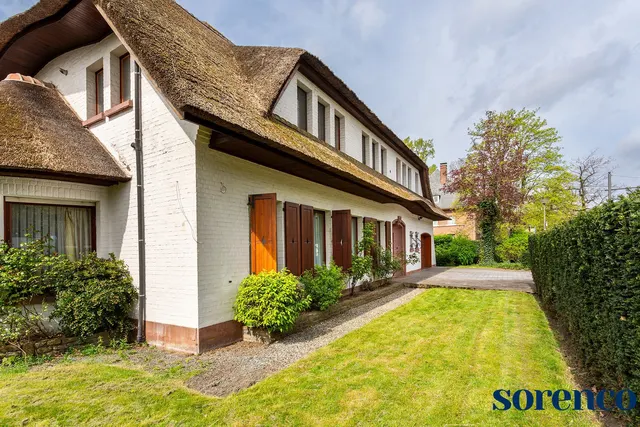 Villa te koop in Wilrijk – 1/10