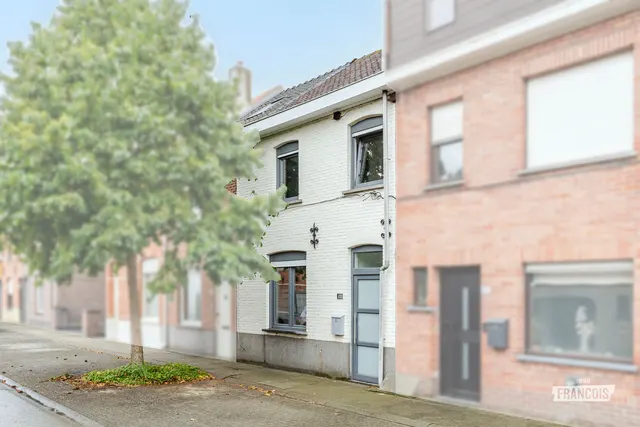 Huis te koop in Waarschoot – 1/10