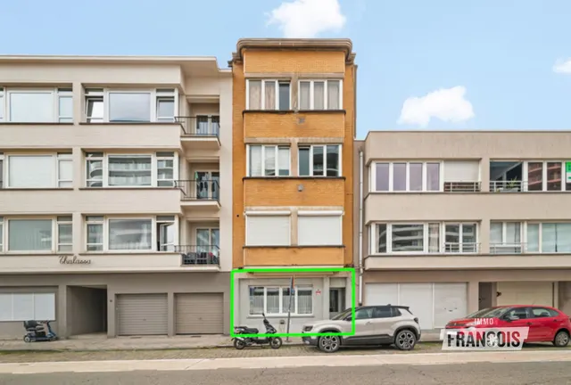 Appartement te koop in Oostende – 1/3