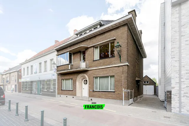 Huis te koop in Bassevelde – 1/10
