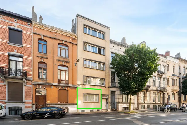 Appartement à vendre à Elsene – 1/8