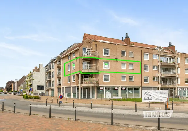 Appartement te koop in Oostkamp – 1/10