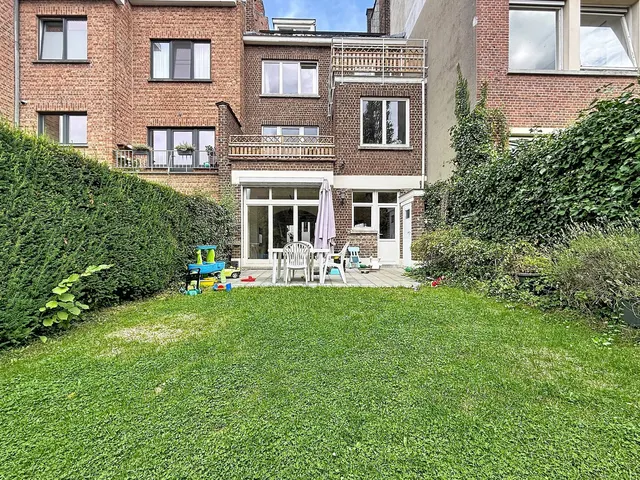 Huis te koop in Schaerbeek – 1/10