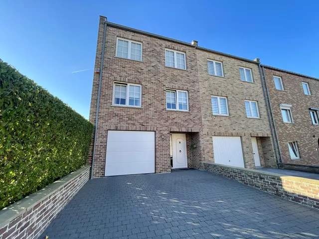 Maison à vendre à Châtelet – 1/9