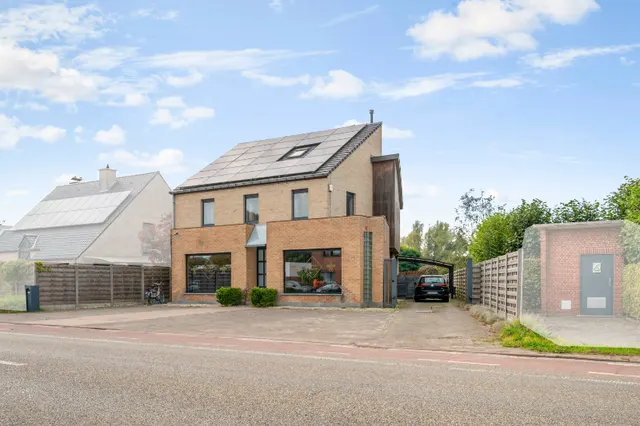 Huis te koop in Sint-Niklaas – 1/10