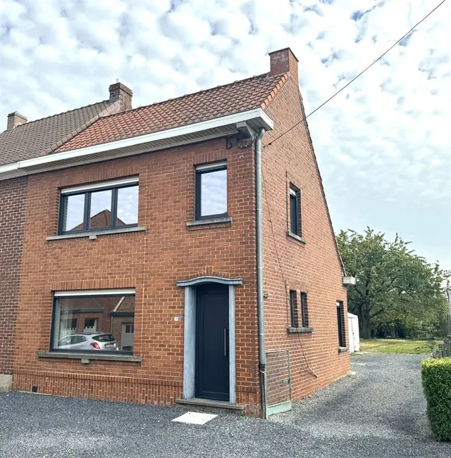 Huis te koop in Anzegem – 1/9