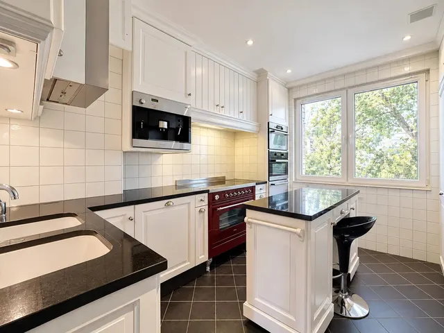 Appartement te koop in Ixelles – 1/10