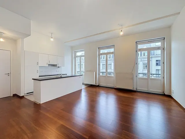 Appartement te huur in Bruxelles – 1/10
