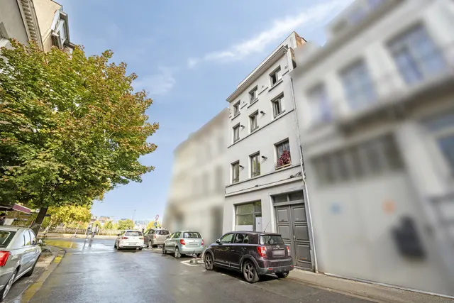 Huis te koop in Molenbeek Saint Jean – 1/10