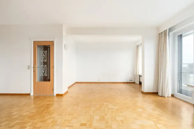 Appartement te koop in Wilrijk – 1/10