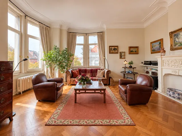 Appartement te koop in Forest – 1/10