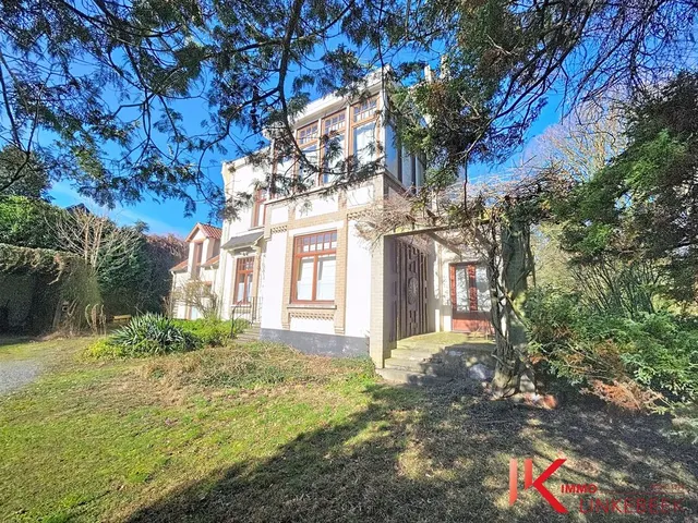Huis te koop in Linkebeek – 1/10
