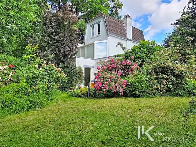 Huis te koop in Uccle – 1/10