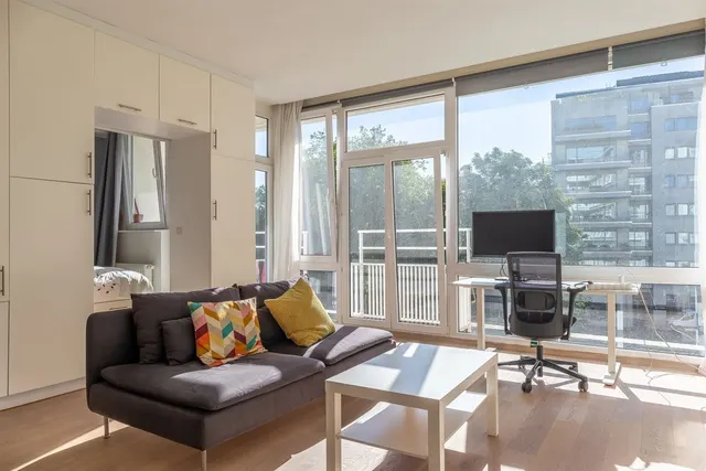 Studio te koop in Ixelles – 1/10