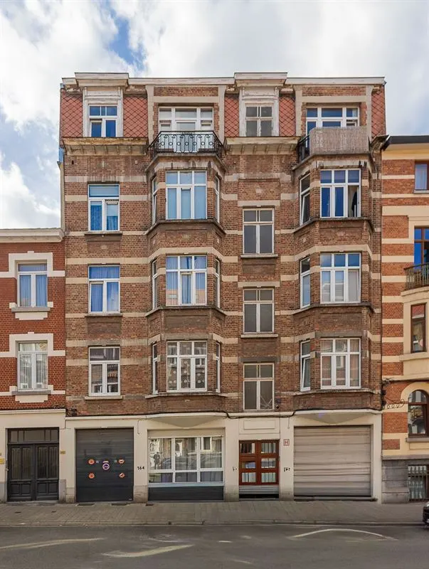 Appartement te koop in Forest – 1/10