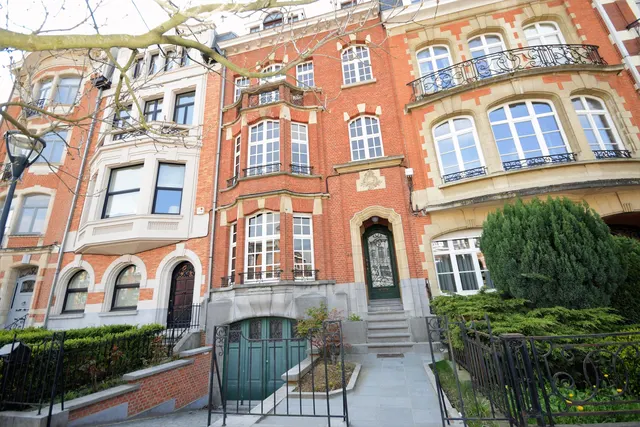 Huis te koop in Schaerbeek – 1/10
