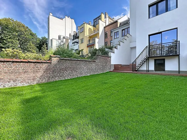 Appartement te koop in Forest – 1/10