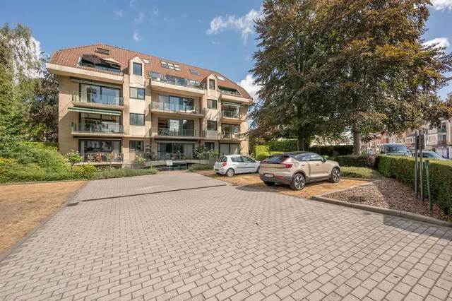 Appartement te koop in Sint-Andries – 1/10