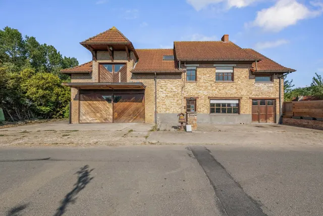 Huis te koop in Jabbeke – 1/10
